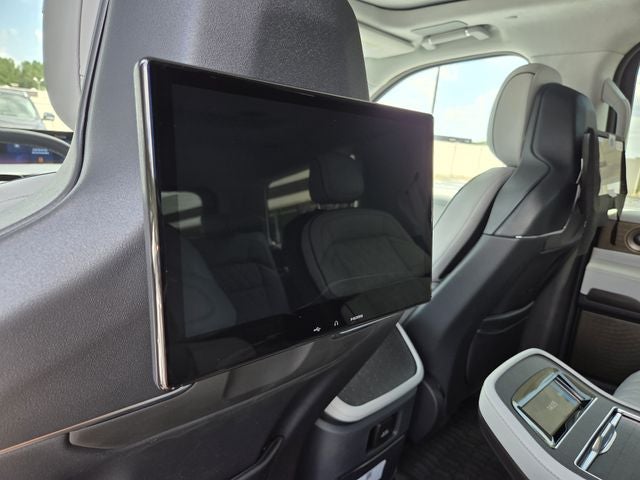 2027 Lincoln Navigator Black Label
