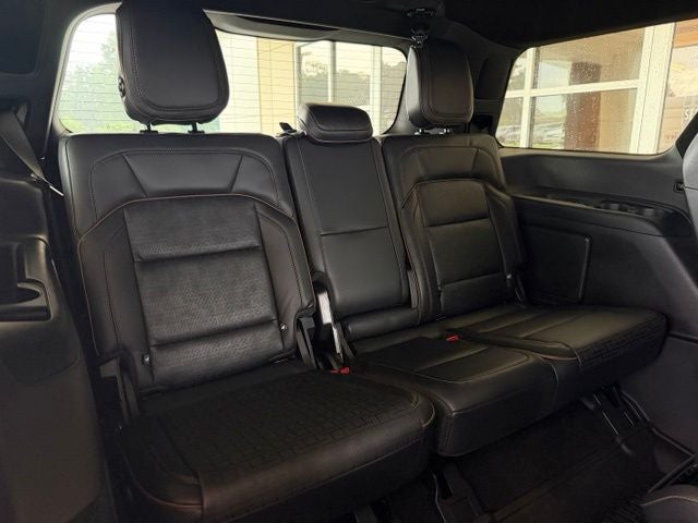 2025 Lincoln Navigator Black Label