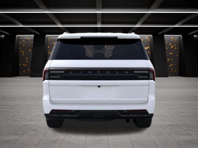 2026 Lincoln Navigator Premiere