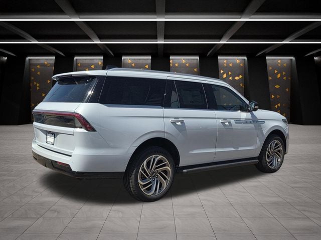 2026 Lincoln Navigator Premiere