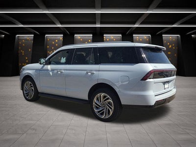 2026 Lincoln Navigator Premiere