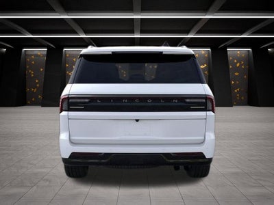 2026 Lincoln Navigator Premiere