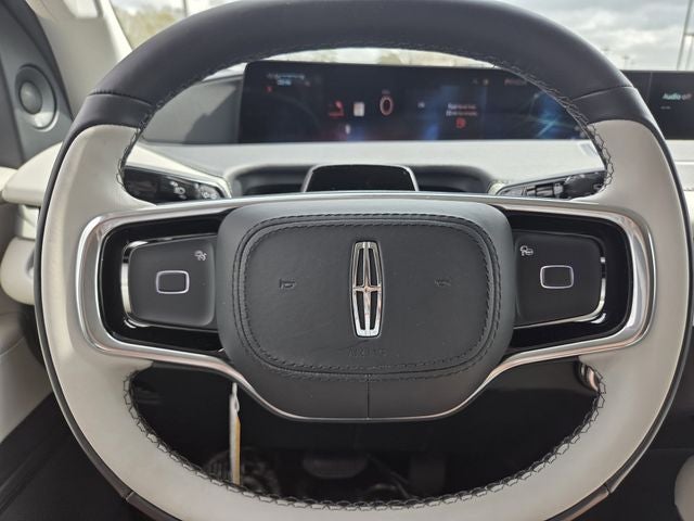 2026 Lincoln Navigator Premiere