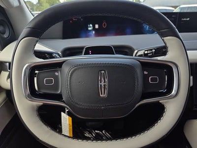 2026 Lincoln Navigator Premiere