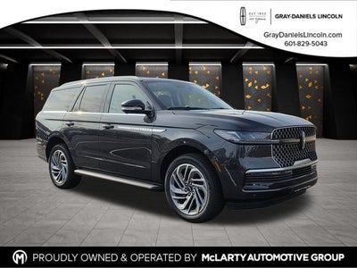 2027 Lincoln Navigator Premiere