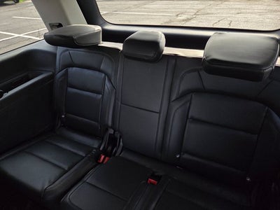 2027 Lincoln Navigator Premiere