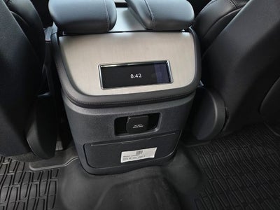 2027 Lincoln Navigator Premiere