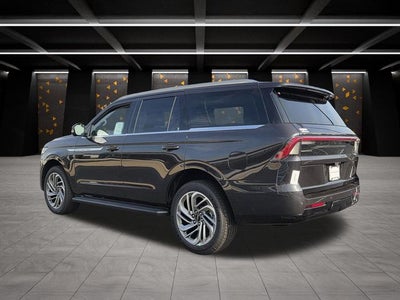 2027 Lincoln Navigator Premiere