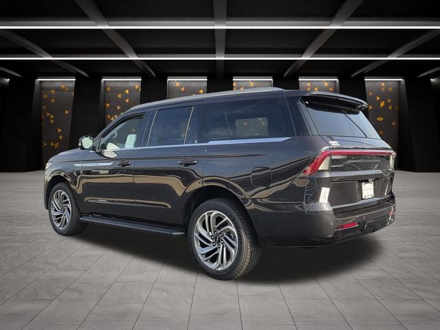 2027 Lincoln Navigator Premiere