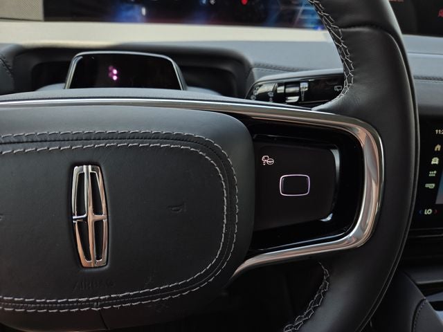 2027 Lincoln Navigator Premiere