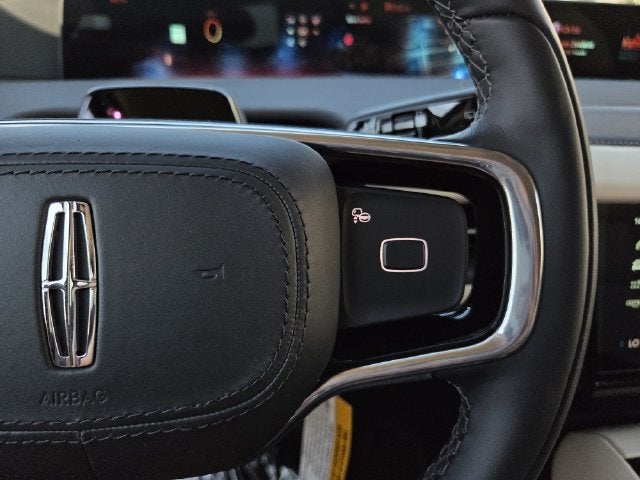 2027 Lincoln Navigator Premiere