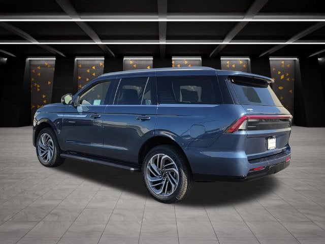 2027 Lincoln Navigator Premiere