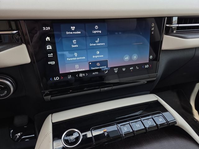 2027 Lincoln Navigator Premiere