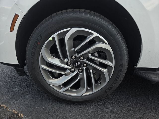 2027 Lincoln Navigator Premiere