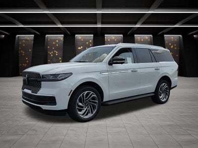 2027 Lincoln Navigator Premiere