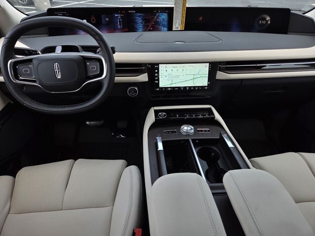 2027 Lincoln Navigator Premiere