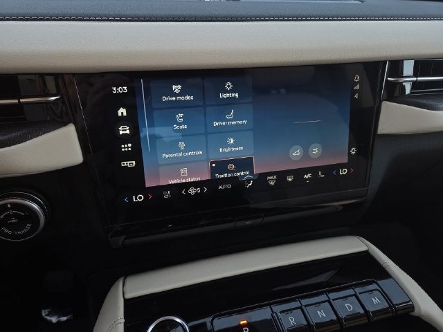 2027 Lincoln Navigator Premiere
