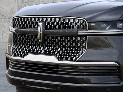 2027 Lincoln Navigator Premiere