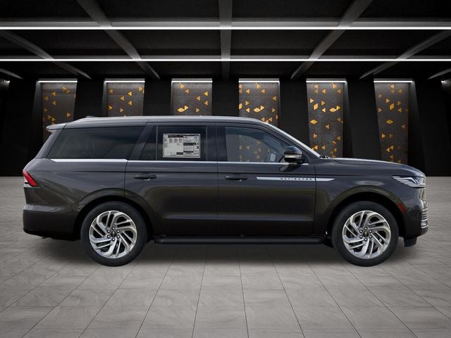 2027 Lincoln Navigator Premiere