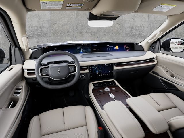 2027 Lincoln Navigator Premiere