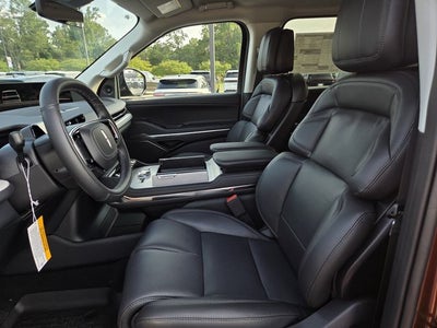 2027 Lincoln Navigator Premiere
