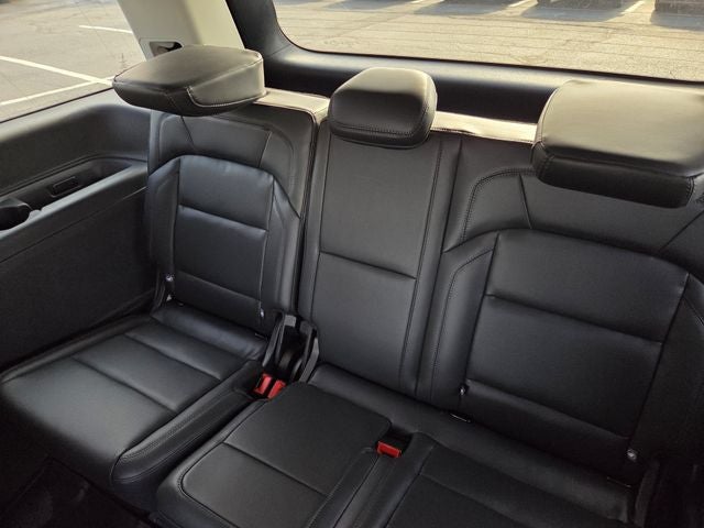 2027 Lincoln Navigator Premiere