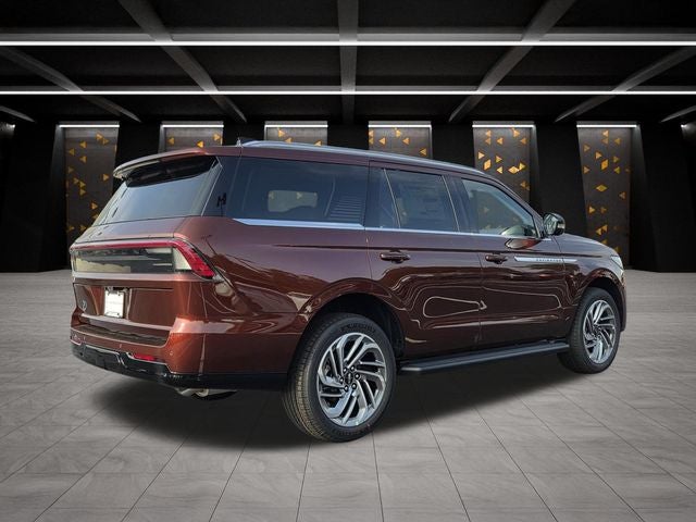 2027 Lincoln Navigator Premiere