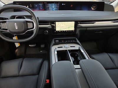 2027 Lincoln Navigator Premiere