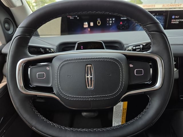 2027 Lincoln Navigator Premiere