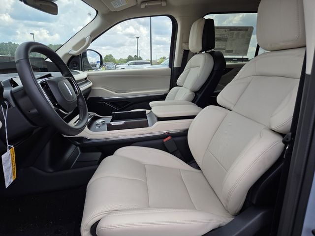 2027 Lincoln Navigator Premiere