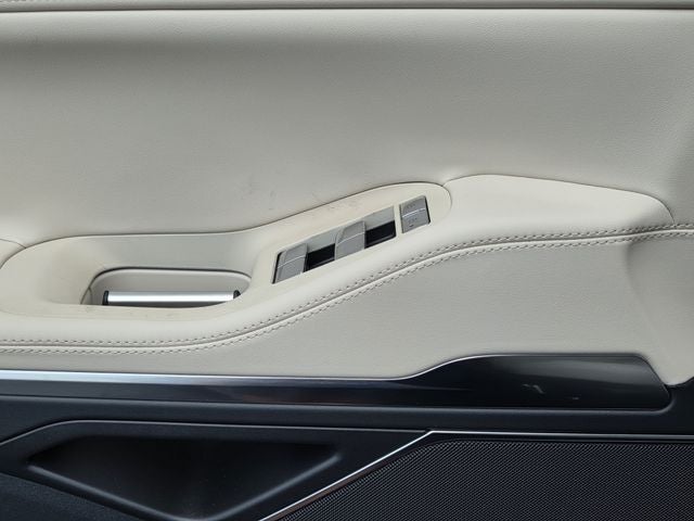 2027 Lincoln Navigator Premiere