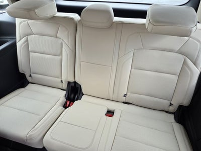 2027 Lincoln Navigator Premiere