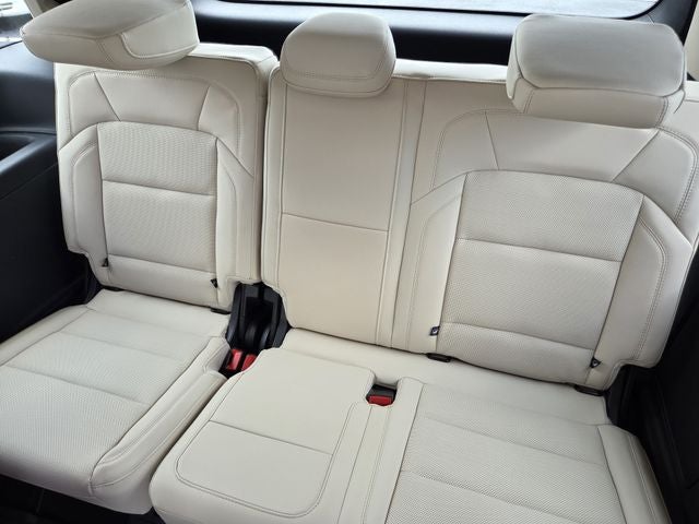 2027 Lincoln Navigator Premiere