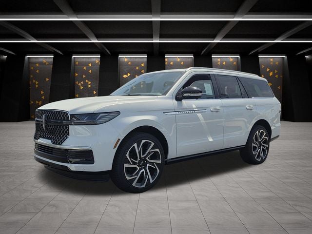 2027 Lincoln Navigator Reserve