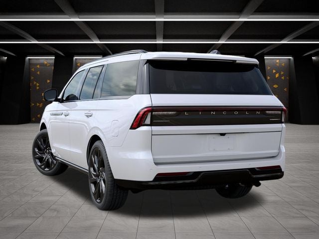 2027 Lincoln Navigator Reserve