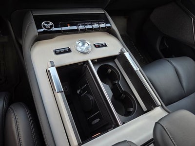 2027 Lincoln Navigator Reserve