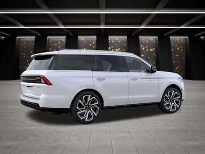 2027 Lincoln Navigator Reserve