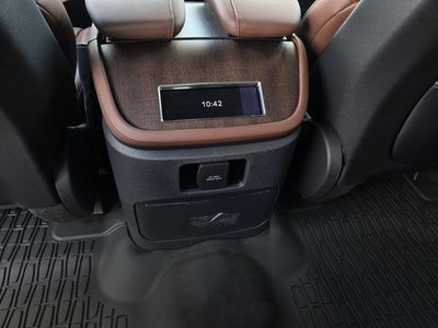 2027 Lincoln Navigator Reserve