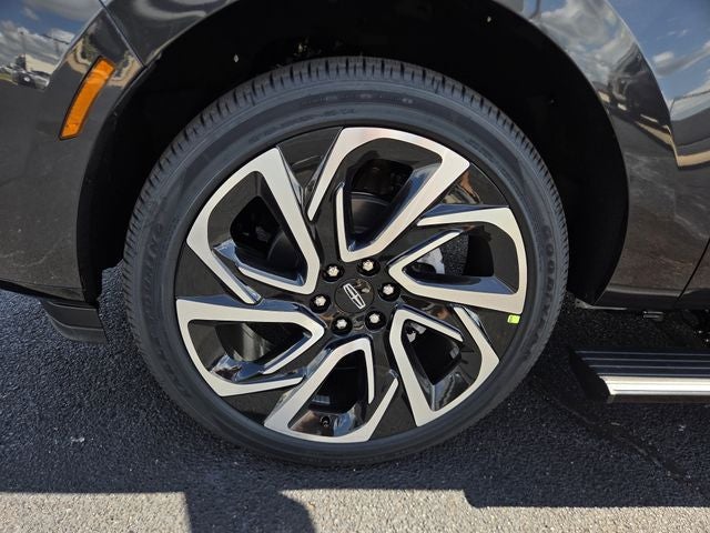 2027 Lincoln Navigator Reserve
