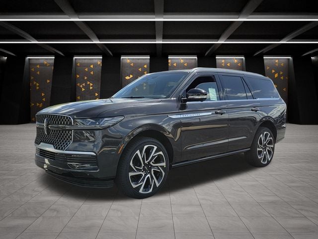 2027 Lincoln Navigator Reserve