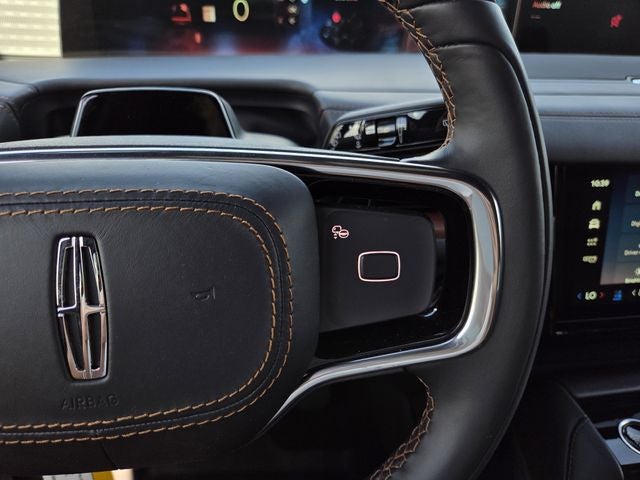 2027 Lincoln Navigator Black Label