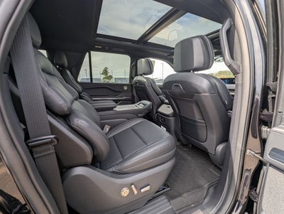 2025 Lincoln Navigator L Reserve