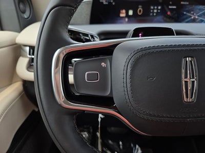 2027 Lincoln Navigator L Reserve
