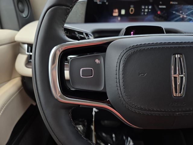 2027 Lincoln Navigator L Reserve