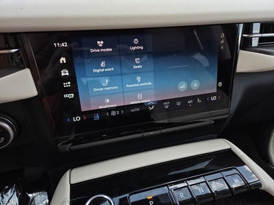 2027 Lincoln Navigator L Reserve
