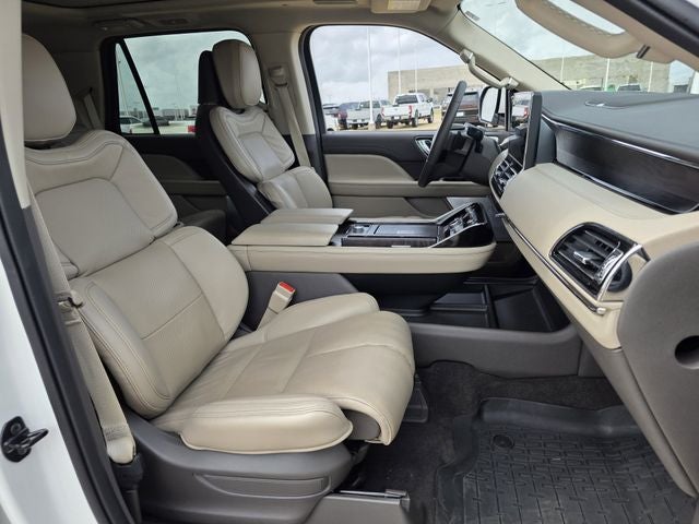 2024 Lincoln Navigator L L Reserve
