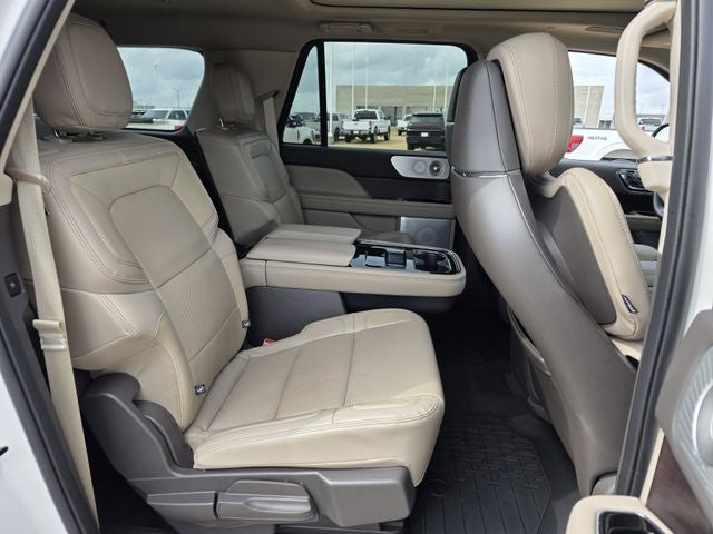 2024 Lincoln Navigator L L Reserve