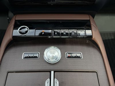 2025 Lincoln Navigator L Reserve