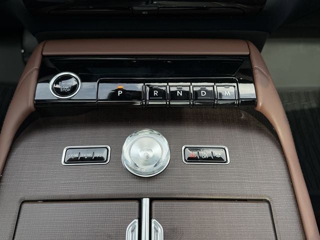 2025 Lincoln Navigator L Reserve