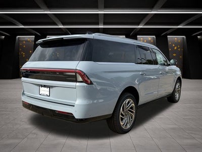 2025 Lincoln Navigator L Reserve